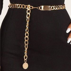 Cute belts! Chain belts, heart details